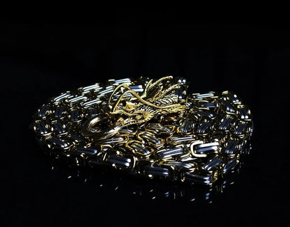 EDC Self Defense Whip Titanium Steel Necklace Fashion Chain Waist Dragon Head Pendants Bracelets Boy Gadgets For Men Cool Gifts