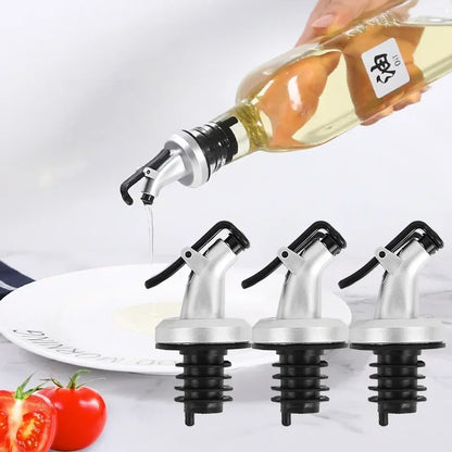 1-5PCS Oil Bottle Stopper Lock Plug Seal Leak-proof Nozzle Sprayer Oil Bottle Stopper Cap Liquor Dispenser Wine Pourer Gadgets