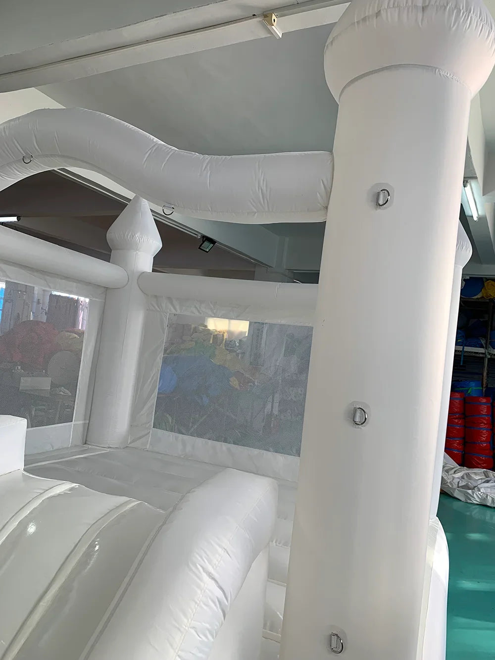 Inflatable Bounce House 5.6*3.3*3M White Jumping Castle For Kids Bouncy Castle Withe For Kids Outdoor Toys With Blower Slide