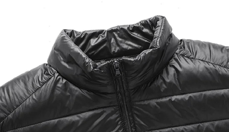 Men White Duck Down Jacket Warm Hooded Ultra Lightweight Packable Coat Winter Water and Wind-Resistant Breathable Down Jacket