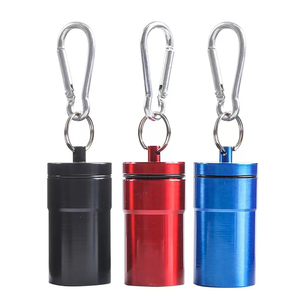 1Pcs Windproof Cigarettes Ashtray with Keychain Ash Tray Outdoor Portable Pocket Ashtray with Lid Aluminum Storage Tube Holder
