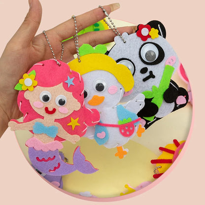 5Pcs Cartoon Animals DIY Sewing Craft Kit Toys Non-woven Animal Non-woven Keychain Handmade Early Educational Toys Kids Gifts