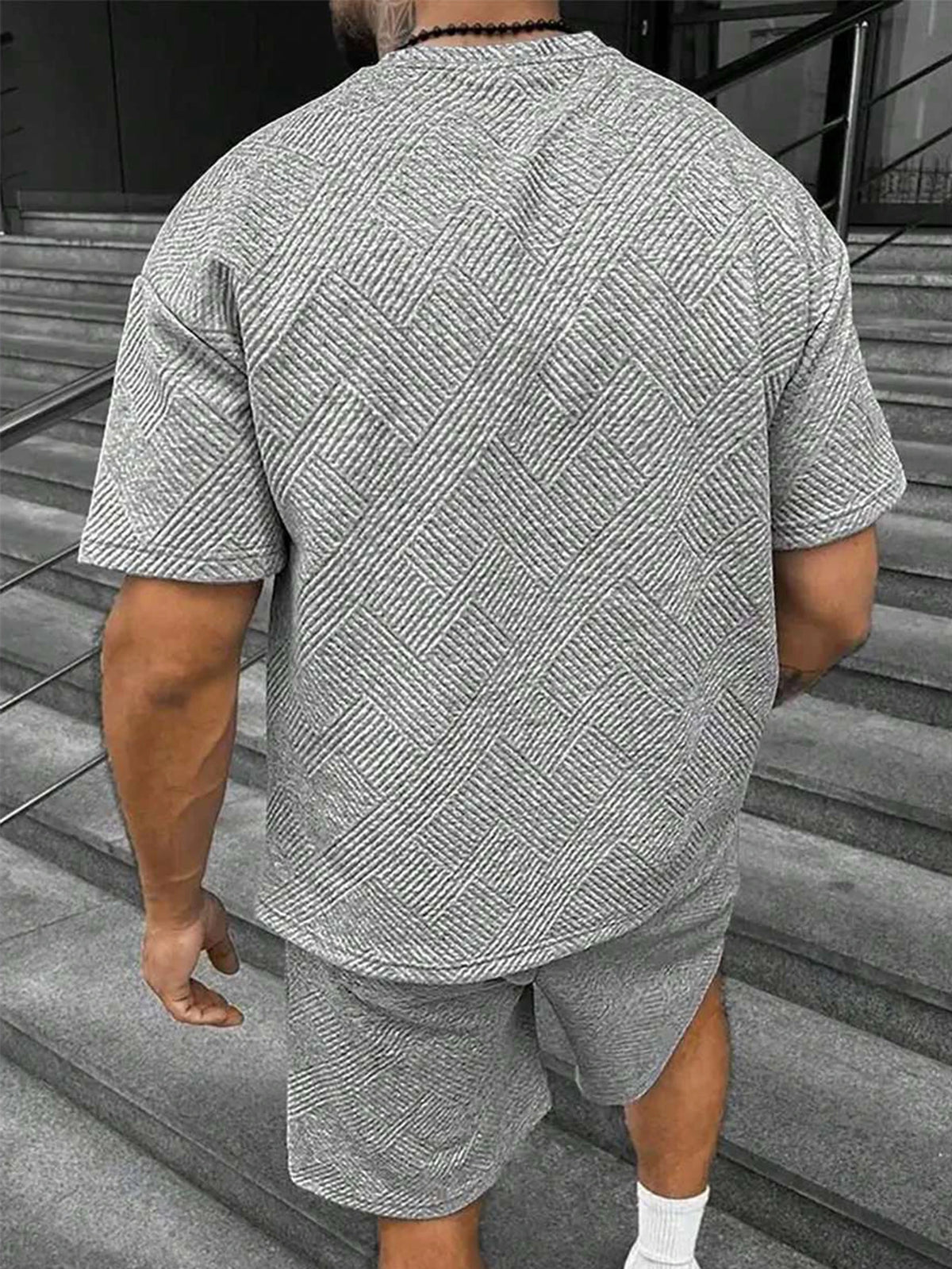 Men's Textured Letter Patched Round Neck Tee & Drawstring Shorts Two-Piece Set Regular Fit Casual Short Sleeve T shirt & Shorts