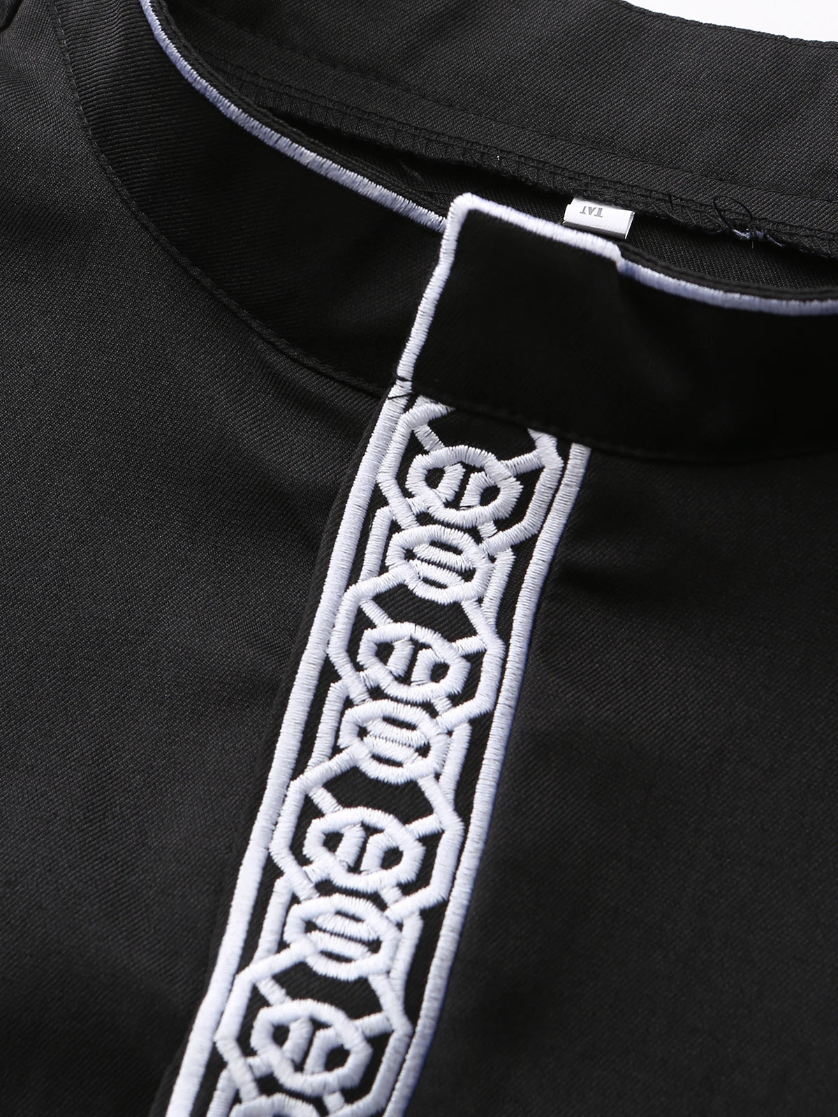Islamic Men's Traditional Clothing Long Sleeve Embroidered Stand Collar Loose Men's Robe Arabic Ethnic Style Men's Casual Forma
