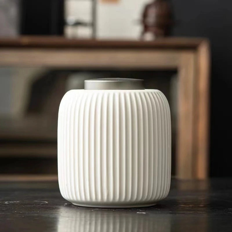 Ceramic Dog Urn Dead Cremation Hair and Teeth Memorial Moisture-proof Cute Cat Urns Sealed Caskets Pet Memorials Products