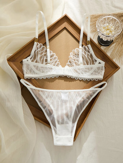 French Style Sexy Embroidered Transparent Underwear Set V-Neck Design Anti-Sagging Breathable Bra And Panties Ensemble