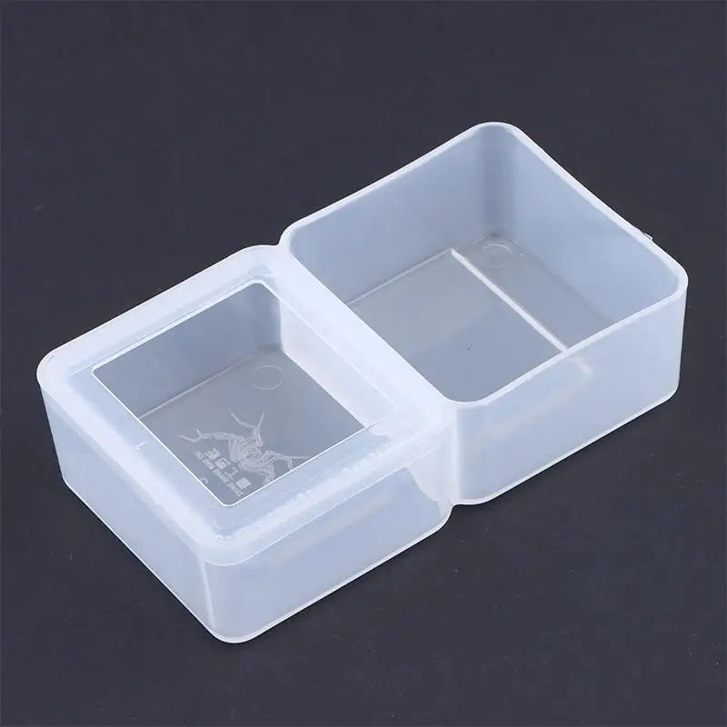 (.) Black/White Plastic Breeding Feeders Box Anti-escape Reptile Snake Feeding Bowl Double Box 2 In 1 Worm Dish