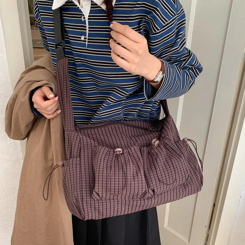 Korean Nylon Shoulder Bag Fashion Simple Plaid Zipper Tote Bag Drawstring Pleated Cloud Bag New Commuter Crossbody Shoulder Bag