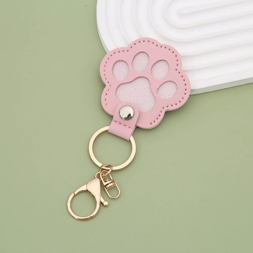 S27 Dog Hair Collector Keychain Leather Pet Memorial Gift Keepsake for Dogs and Cats Fur Storage Pendant Charm Gift Keychain