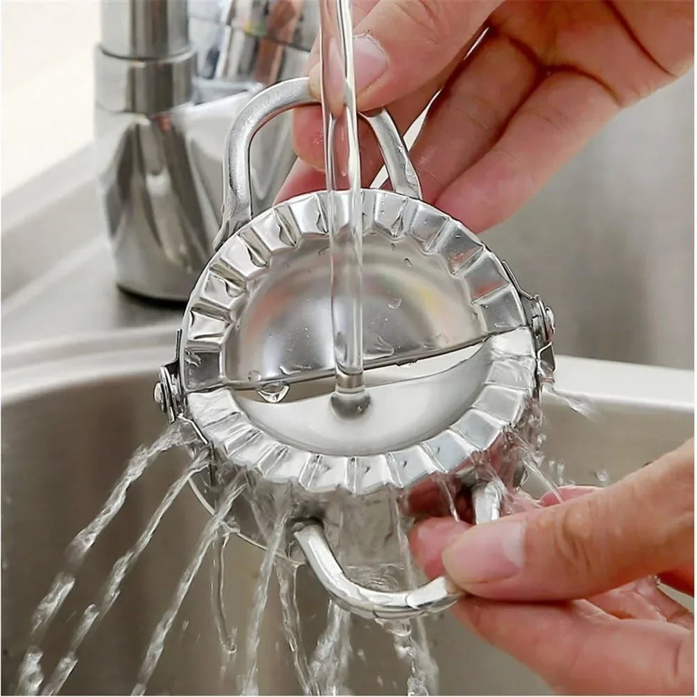 9.5/12.5/15.8cm Eco-Friendly Stainless Steel Dumplings Tool Dumpling Mold Household Manual Press Kitchen Baking Accessories