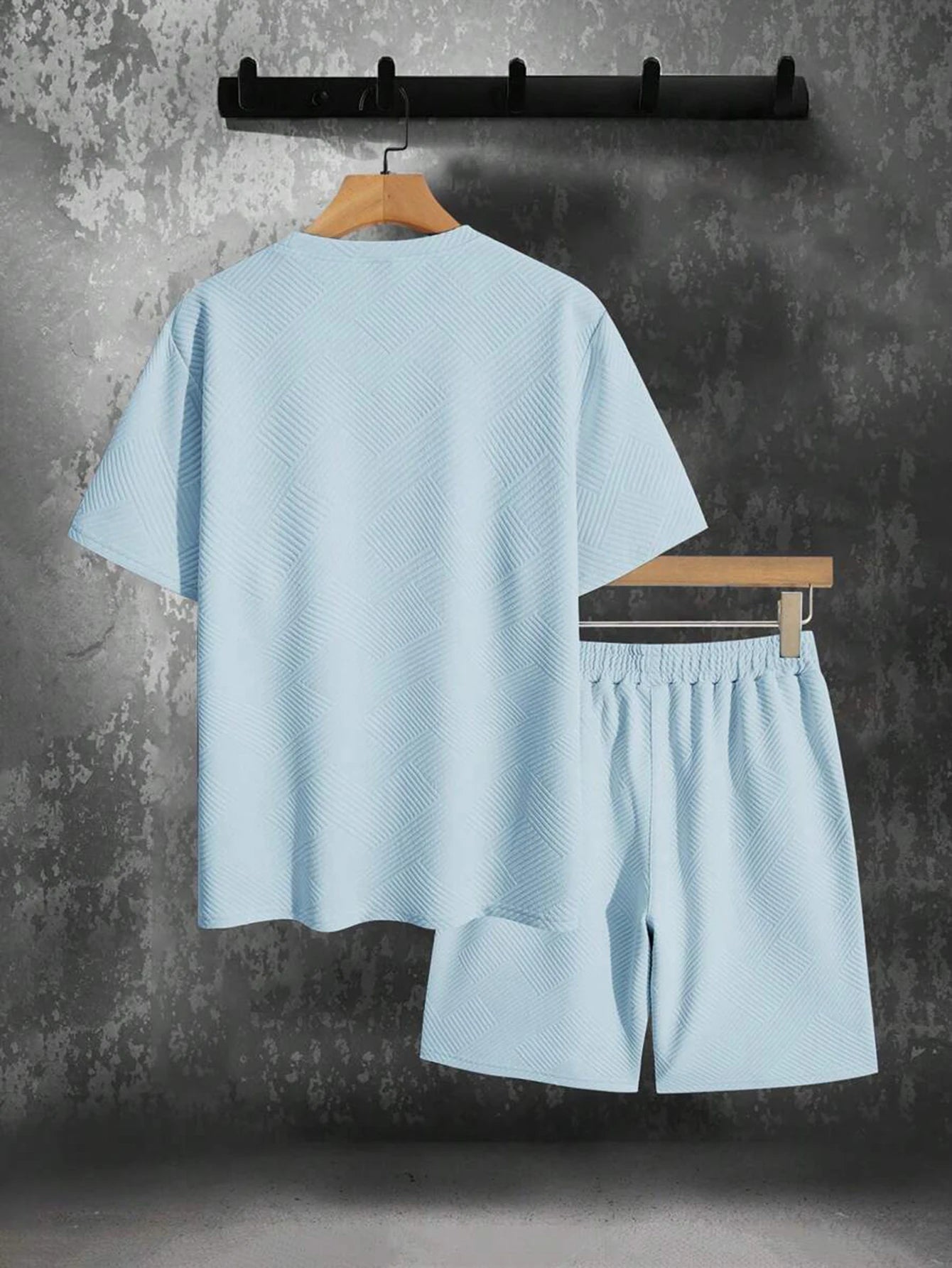 Men's Textured Letter Patched Round Neck Tee & Drawstring Shorts Two-Piece Set Regular Fit Casual Short Sleeve T shirt & Shorts