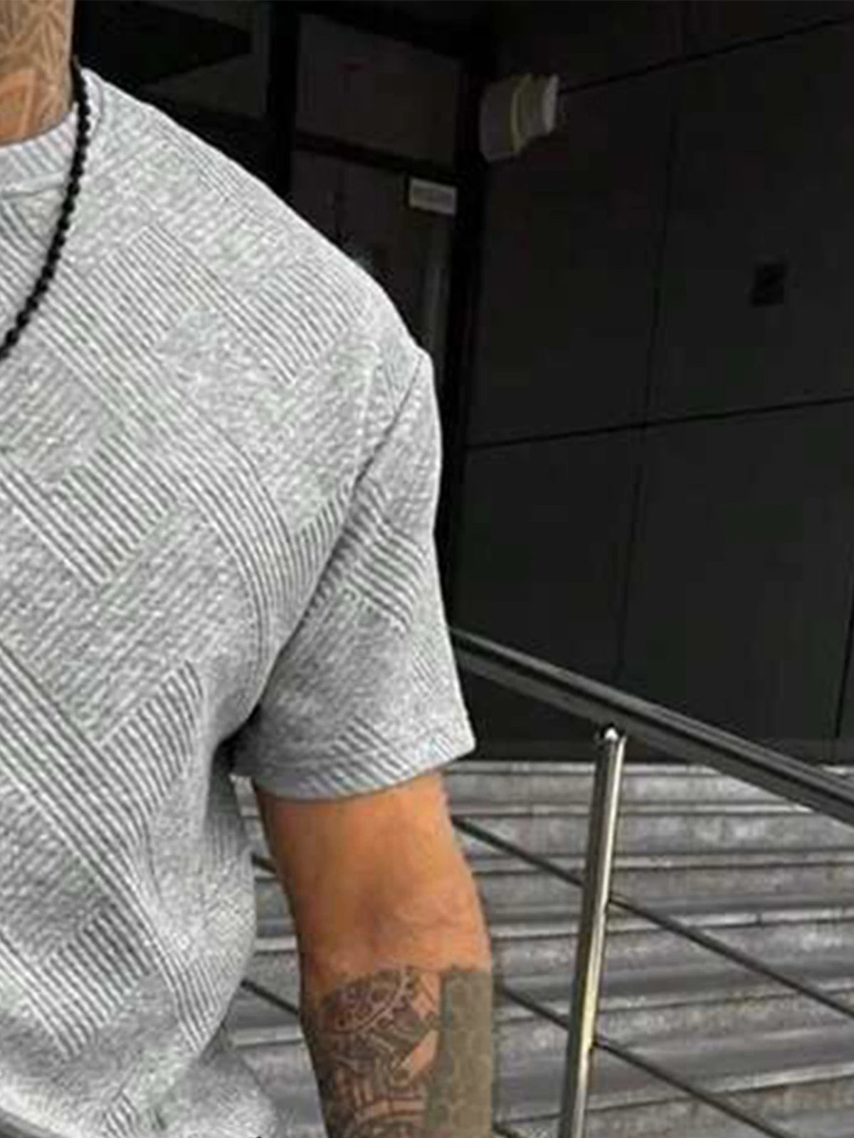 Men's Textured Letter Patched Round Neck Tee & Drawstring Shorts Two-Piece Set Regular Fit Casual Short Sleeve T shirt & Shorts