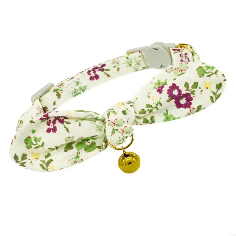 F19B Dog Cats Collar Comfortable Flower Charm Design Adjustable for Puppies Kittens Adults