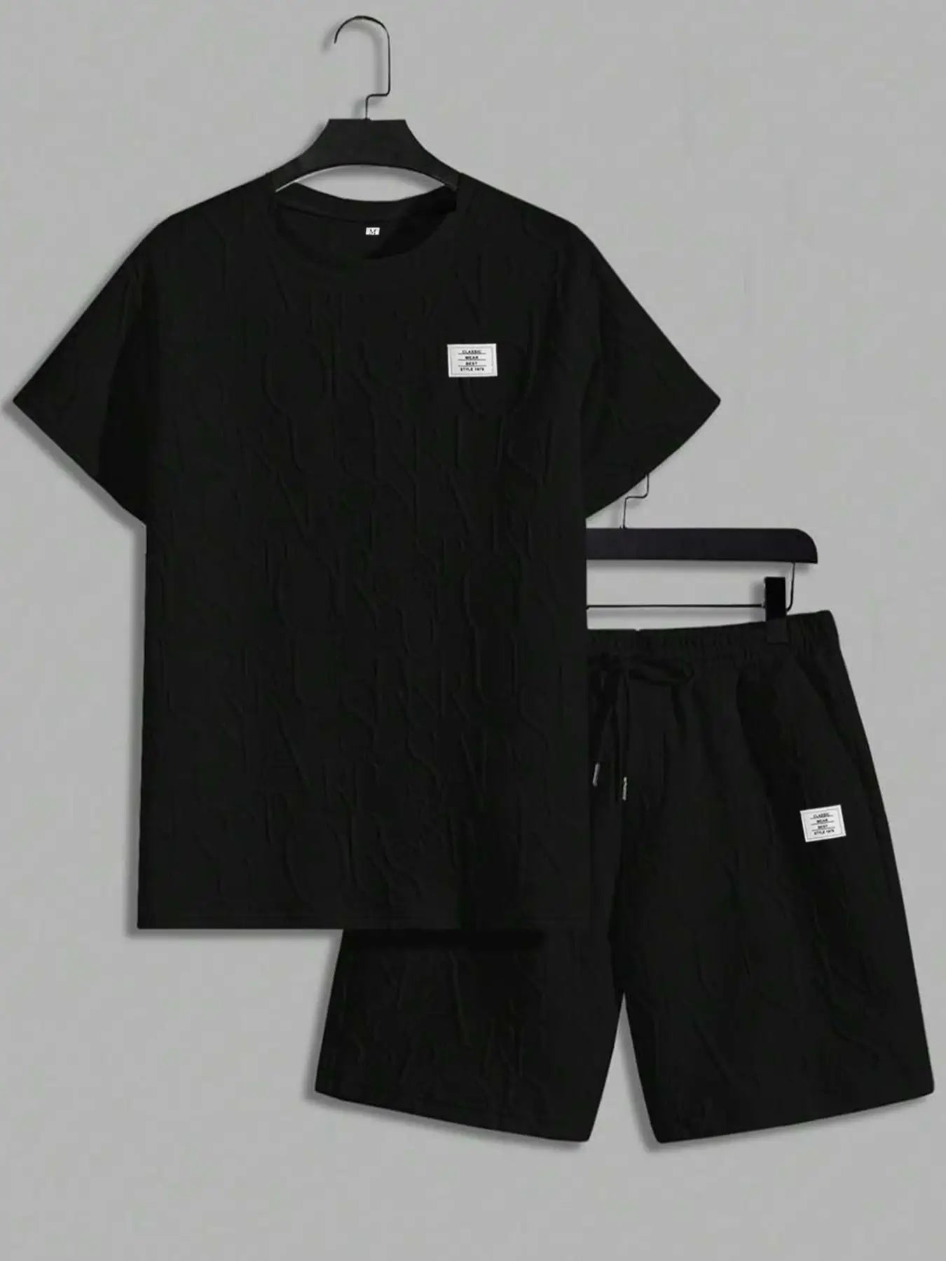 Men's Textured Letter Patched Round Neck Tee & Drawstring Shorts Two-Piece Set Regular Fit Casual Short Sleeve T shirt & Shorts