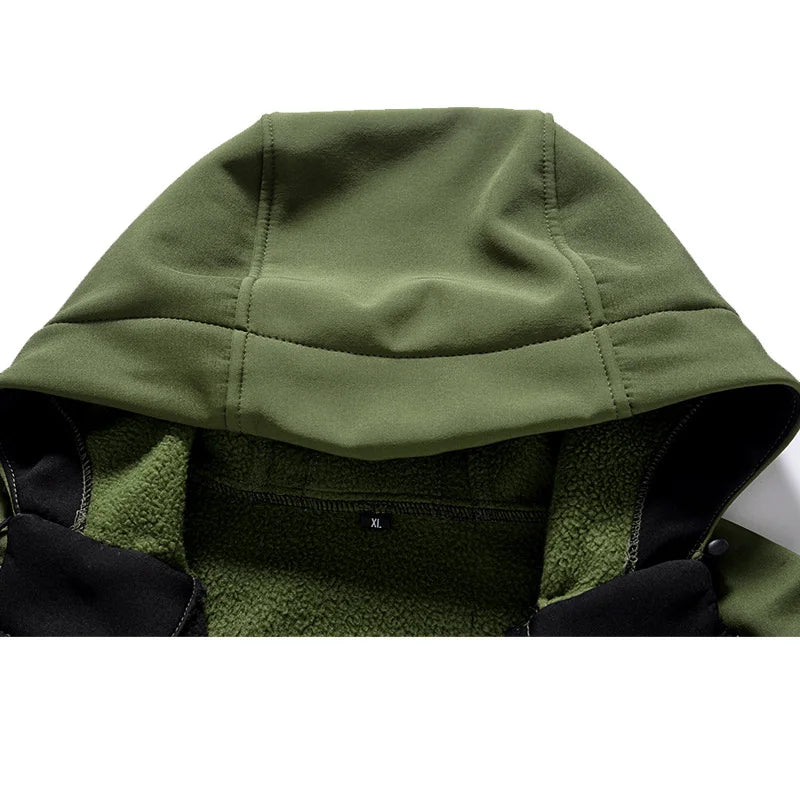New Shark Shell Beetle Suit Winter Camo Fleece Lined Thickened Softshell Jacket Pants Set Plus Size Windproof Thermal Outdoor Ge