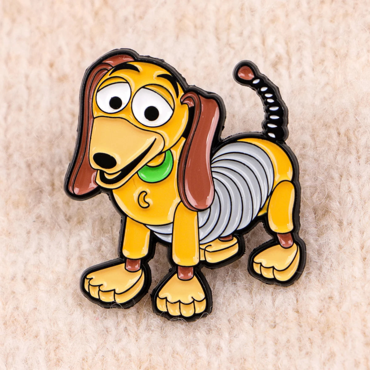 Cute Robot Enamel Pin Cartoon Dog Brooch For Coat Women's Brooches Fashion Lapel Badges Jewelry Gift for Friends