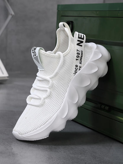 Men's Large Size Outdoor Hiking And Running Shoes Comfortable Casual Versatile Fashionable Sports Shoes for Couples Training