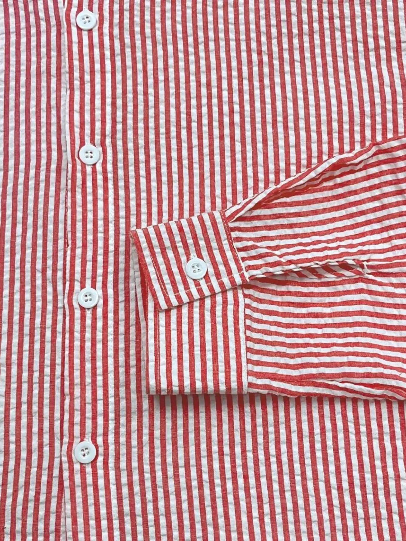 Men's Long Sleeve Striped Shirt with Loose Fit Stylish Comfortable Casual Wear for All Seasons Ideal for Outdoor Activities
