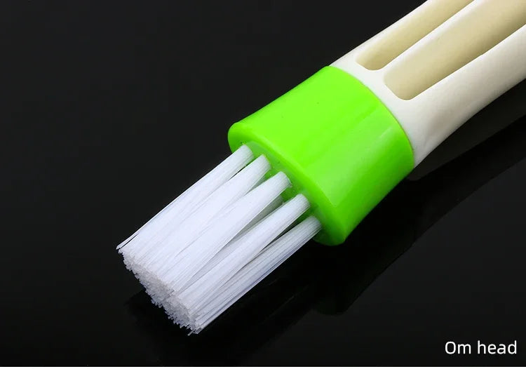1PCS Car Cleaning Brush Accessories 2018 New for Volkswagen VW Golf 4 6 7 GTI Tiguan Passat B5 B6 B7 CC Jetta MK5 MK6 Polo