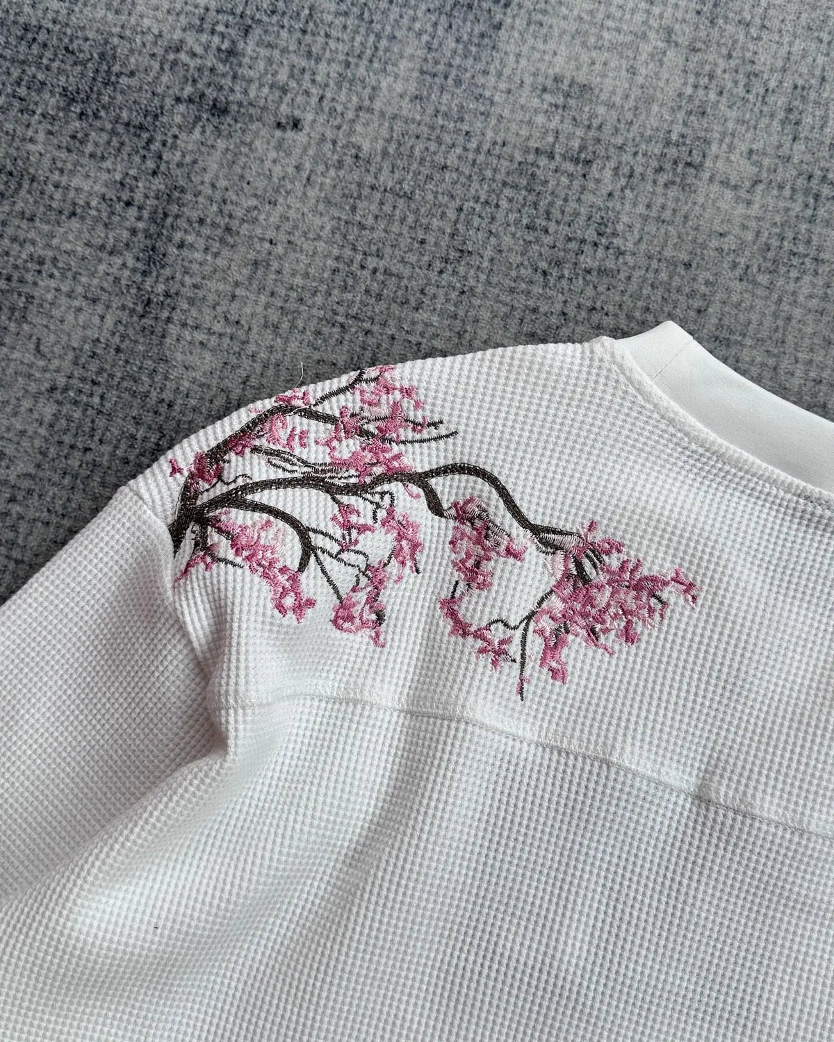 Harajuku Cherry Blossom Embroidery Sweater Fashion Casual Knitted Round Neck Pullove Warm Long Sleeve Sweatshirt Men Clothing