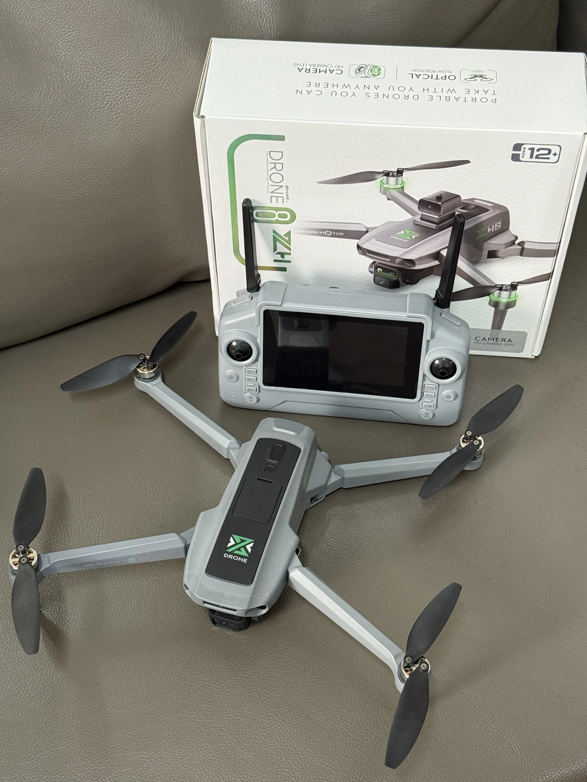 New ZH8 Drone 4KHD with Screen Brushless Flight Airdrop Foldable Large remote control Quadcopter for Aerial Photography FPV Dron