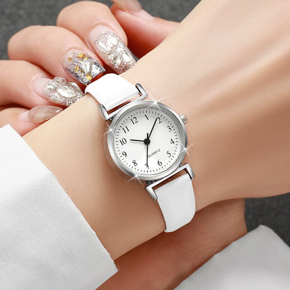 Fashion Small Dial Women Watches Simple Leather Band Analog Quartz Wristwatch for Ladies Clock Reloj Mujer（Without Box）