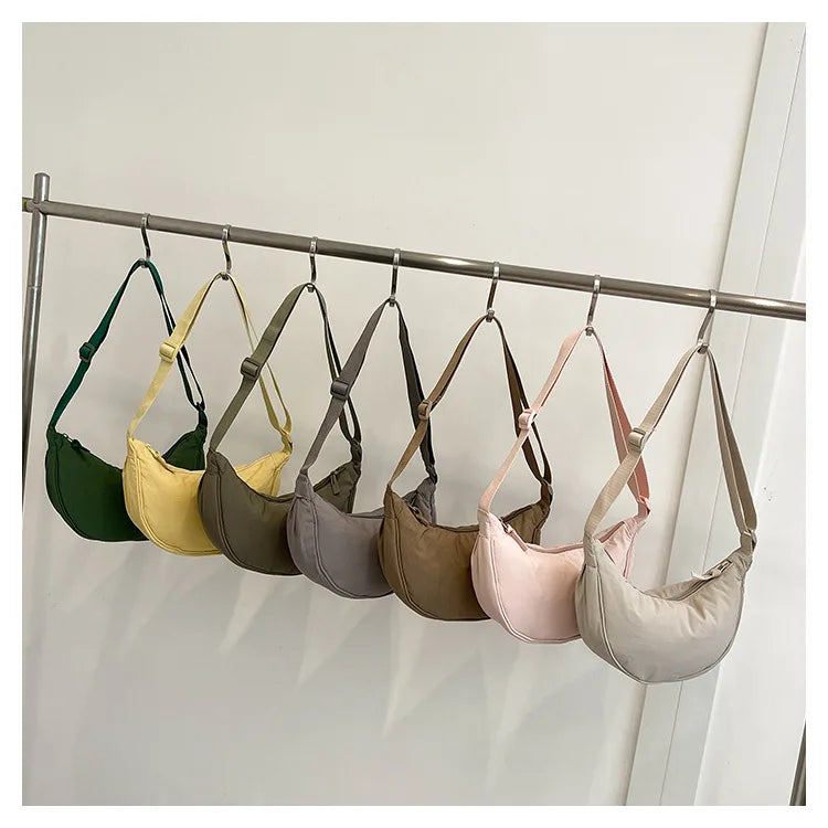 Nylon fabric zipper crossbody bag for men and women, crescent-shaped dumpling bag under the armpits, large capacity