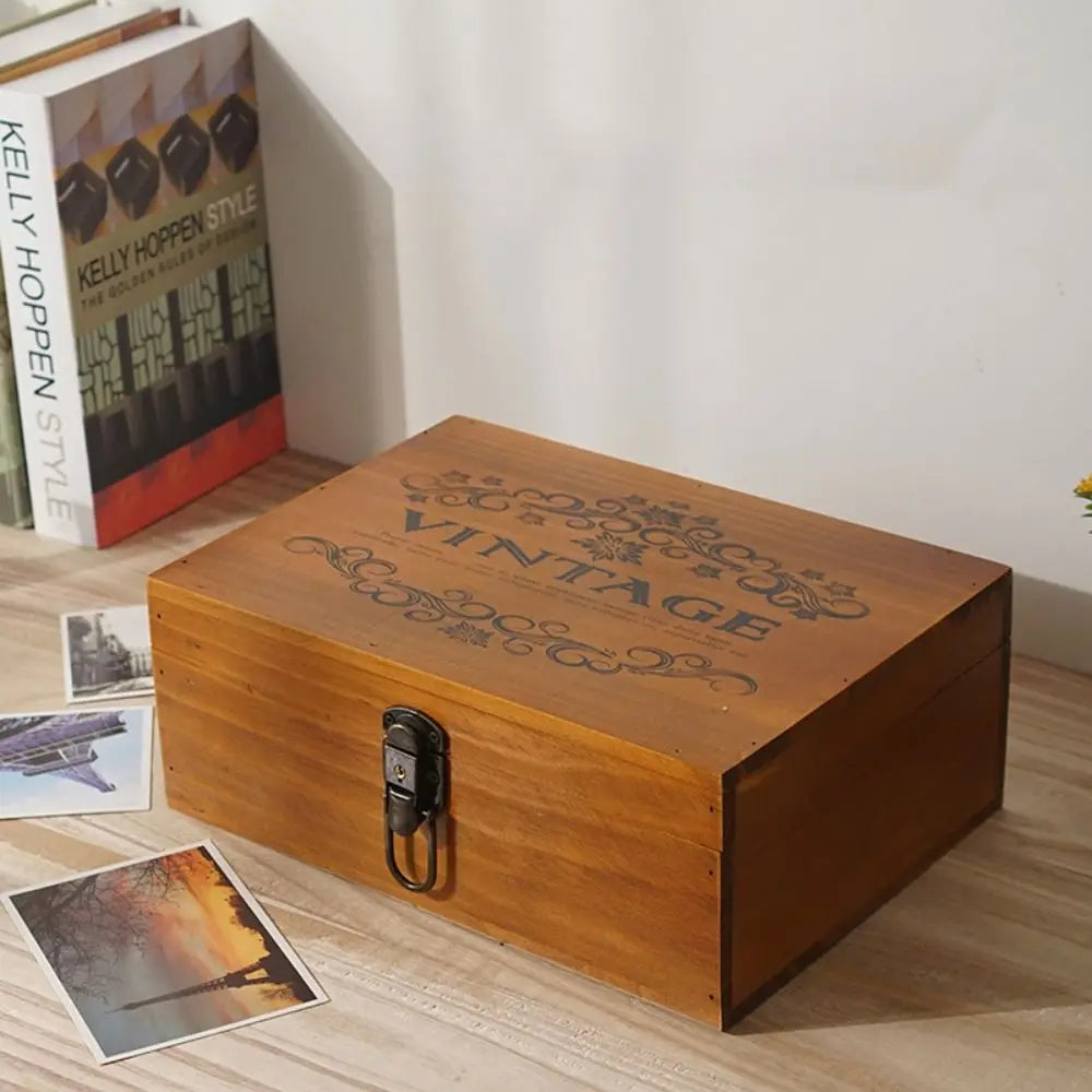Large Capacity Wooden Storage Box Vintage Exquisite Cosmetics Box with Lock Multi-function Storage Case Collection