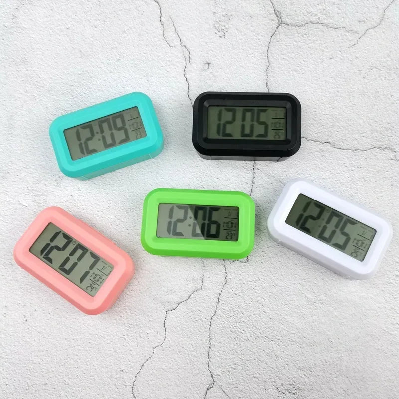 Led Digital Alarm Clock with Light Sensor, Luminous Display, Snooze, Mute, Calendar, Backlight, Always-On Desktop Table Clock