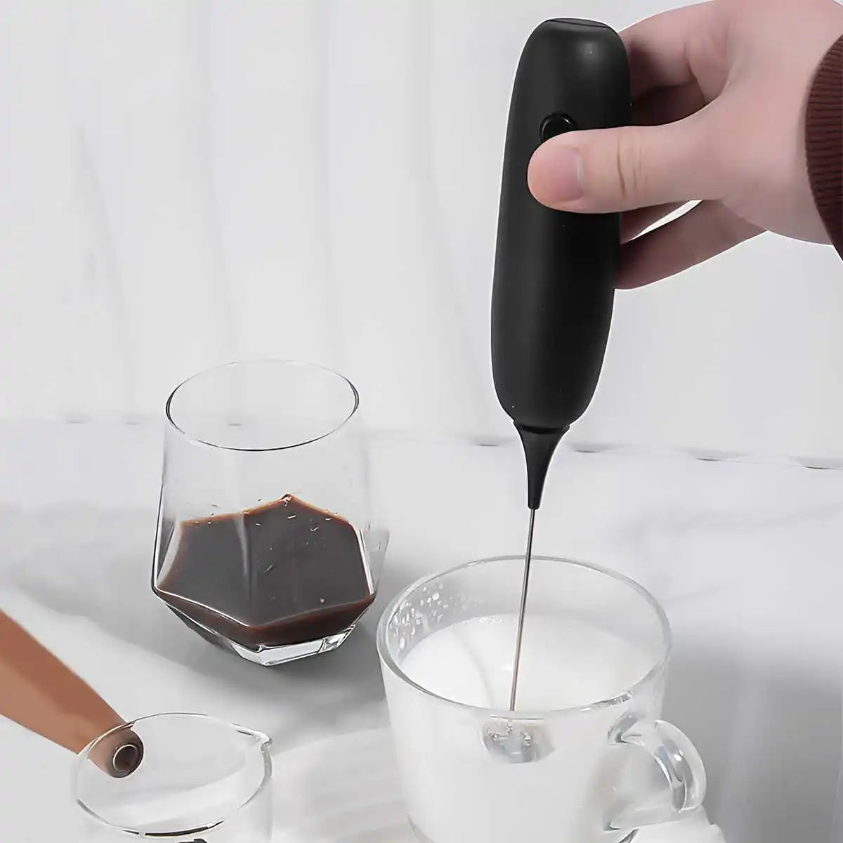 Electric Milk Frother Handheld Automatic Foam Maker for Coffee Cappuccino Latte Foamer Battery-powered Kitchen Whisk Tools