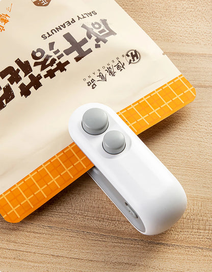 Plastic Bag Sealer Mini Portable Plastic Bags Sealing Machine Handheld Food Packaging Heat Sealer Thermal Plastic Bag Sealants