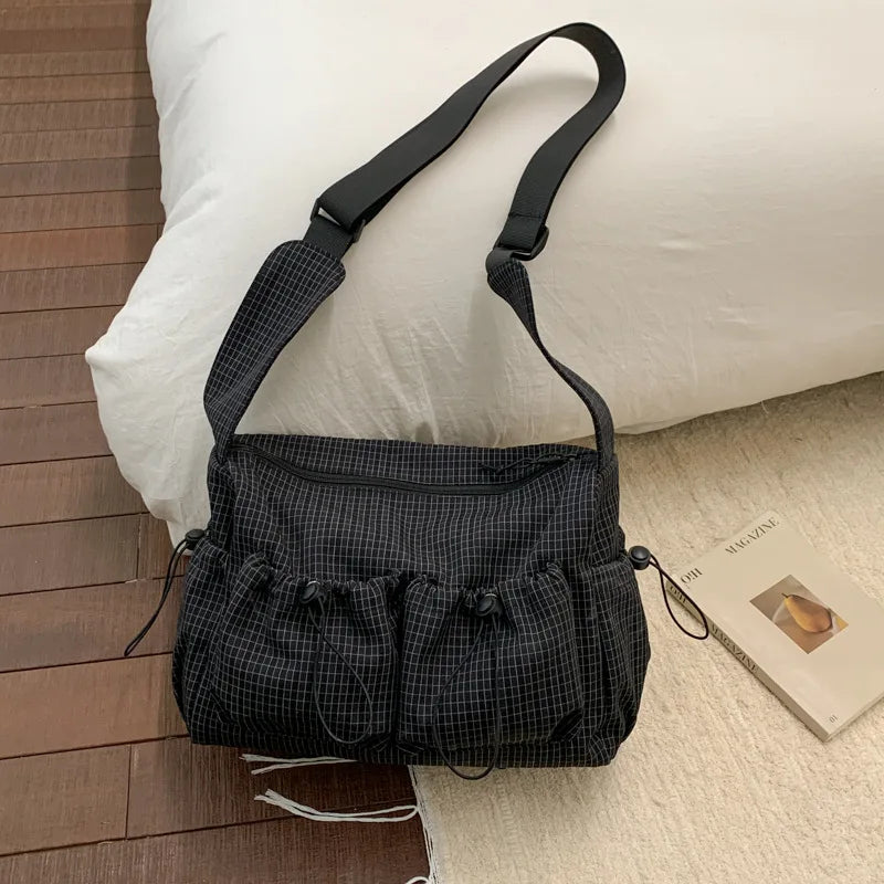Korean Nylon Shoulder Bag Fashion Simple Plaid Zipper Tote Bag Drawstring Pleated Cloud Bag New Commuter Crossbody Shoulder Bag