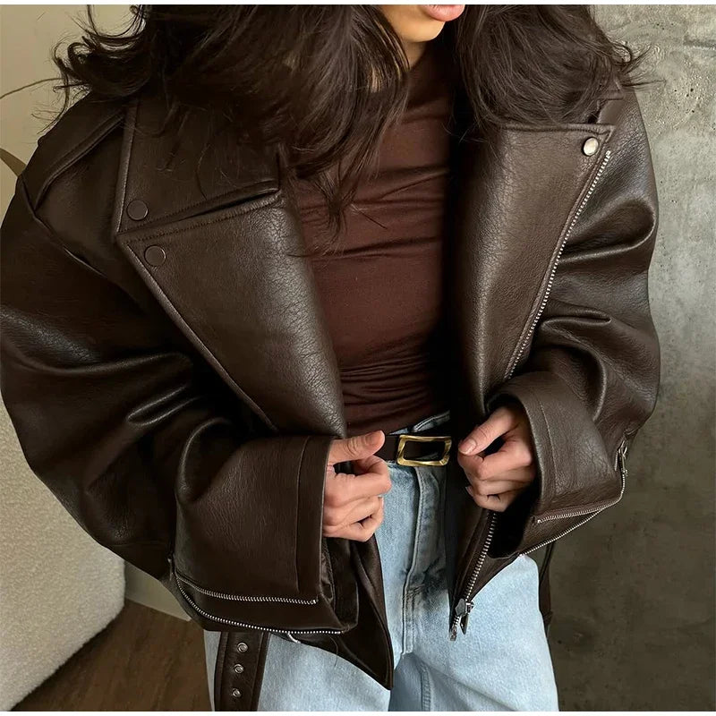 Retro Brown Lace Up Lapel Leather Jacket Women Fashion Zipper Pocket Full Sleeve Short Coat 2025 New Autumn High Street Outwears
