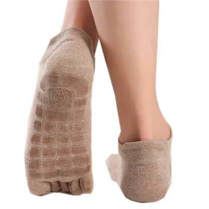 New Men Winter Thickened Five Fingers Socks Warm Non Slip Grip Fitness Toe Socks Low Calf Slipper Male Floor Socks 2026