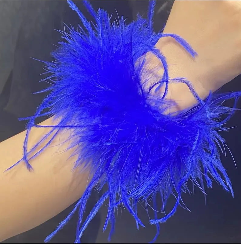 Real Ostrich feather cuff plumes bracelet for women white Cuffs pens Shirt with feathers girls fur cuffs ornament boa plume